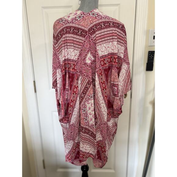 Altar’d state Red Pink Boho Kimono Size Small Medium Paisley Floral Cover Up - Picture 3 of 6